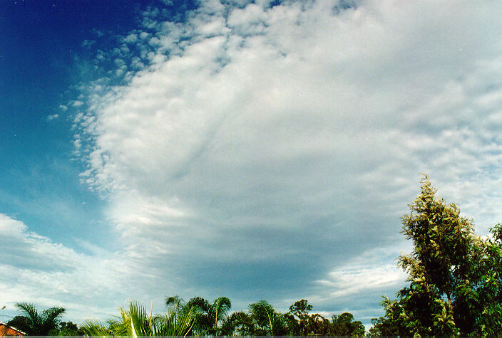altocumulus lenticularis : Oakhurst, NSW   13 May 1995