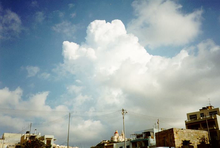 stratocumulus stratocumulus_cloud : Malta   19 August 1996