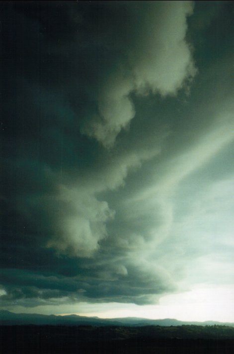 shelfcloud shelf_cloud : McLeans Ridges, NSW   10 July 2000