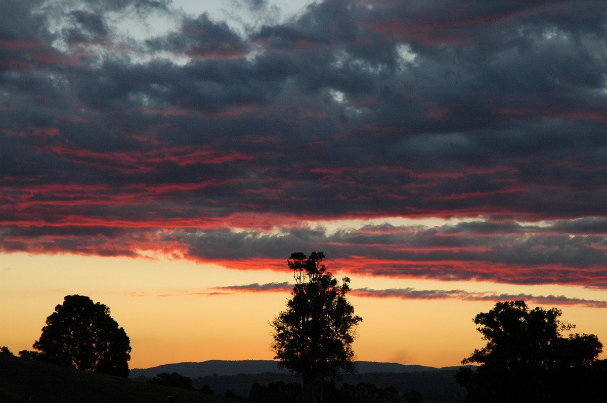 sunset sunset_pictures : McLeans Ridges, NSW   28 July 2004