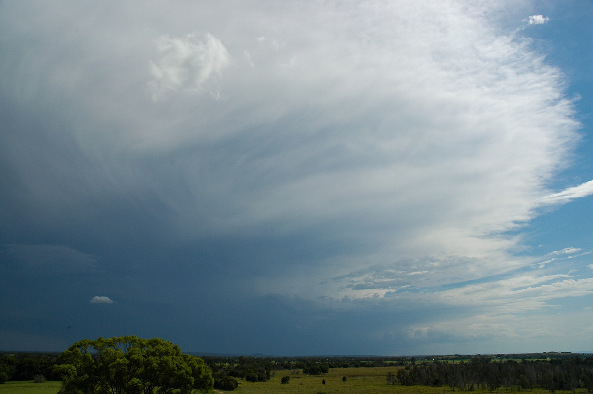 anvil thunderstorm_anvils : near Coraki, NSW   14 December 2006