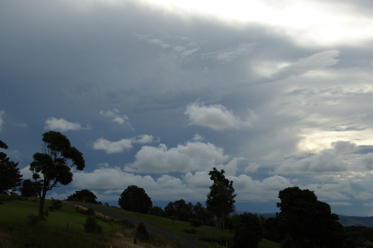 anvil thunderstorm_anvils : McLeans Ridges, NSW   27 March 2008