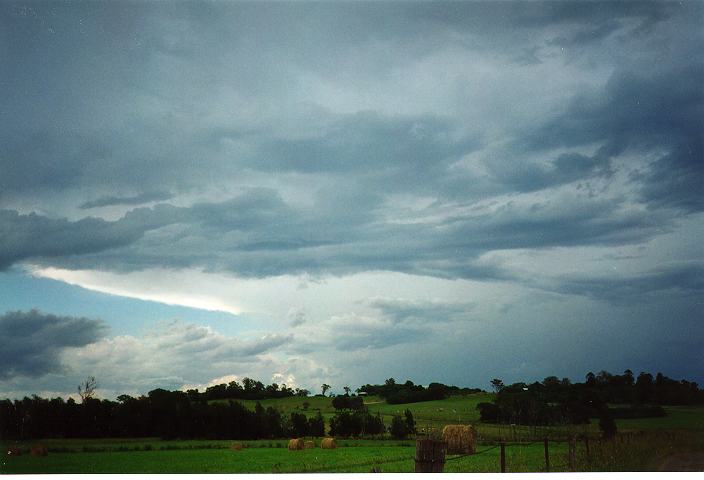 anvil thunderstorm_anvils : Camden, NSW   27 December 1995