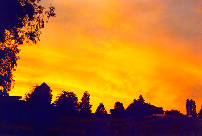 sunset sunset_pictures : Bright, VIC   15 January 1996