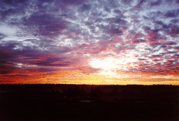 sunrise sunrise_pictures : Schofields, NSW   6 June 1996