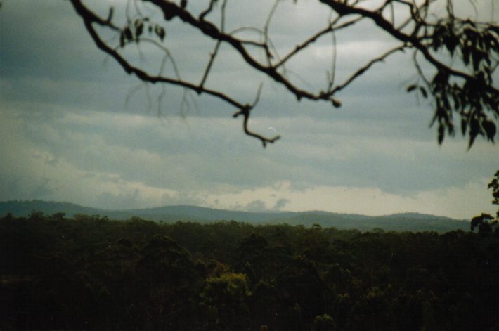 cumulonimbus thunderstorm_base : SW of Grafton, NSW   30 December 1998