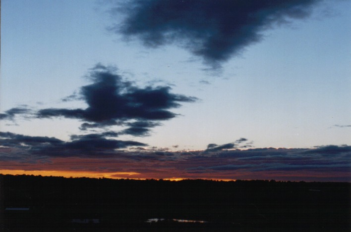 sunrise sunrise_pictures : Schofields, NSW   14 August 1999