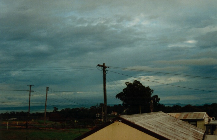 stratocumulus stratocumulus_cloud : Schofields, NSW   5 May 2000