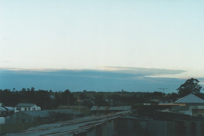 altocumulus altocumulus_cloud : Schofields, NSW   9 August 2000