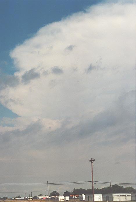 anvil thunderstorm_anvils : Dumas, Texas, USA   29 May 2001