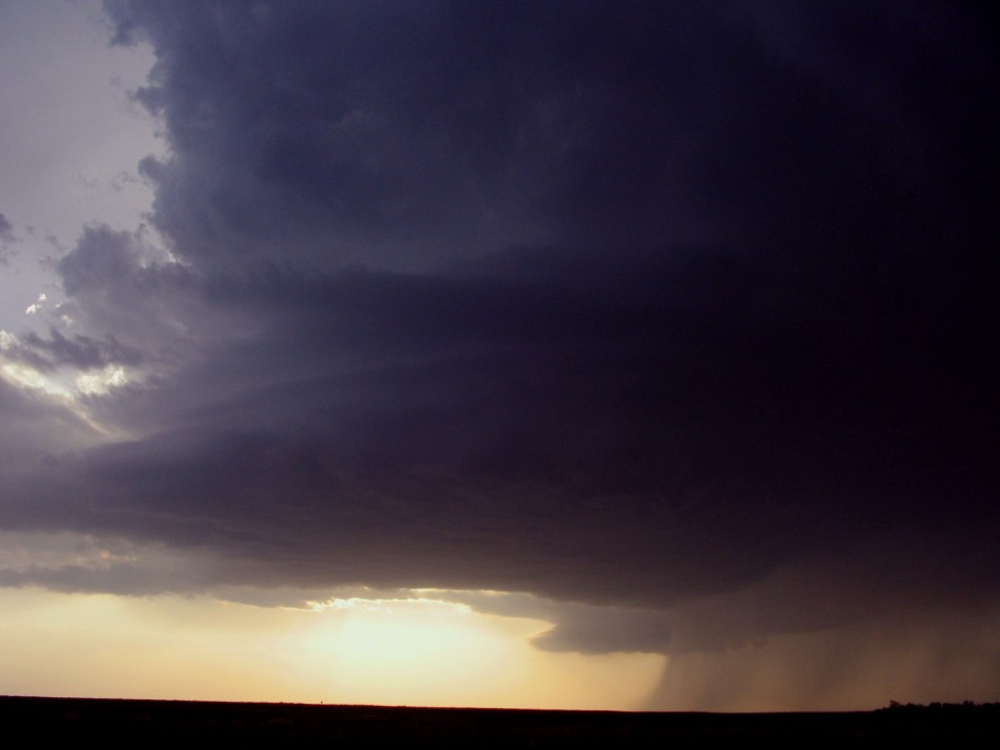 cumulonimbus thunderstorm_base : Lebanon, Nebraska, USA   6 June 2005