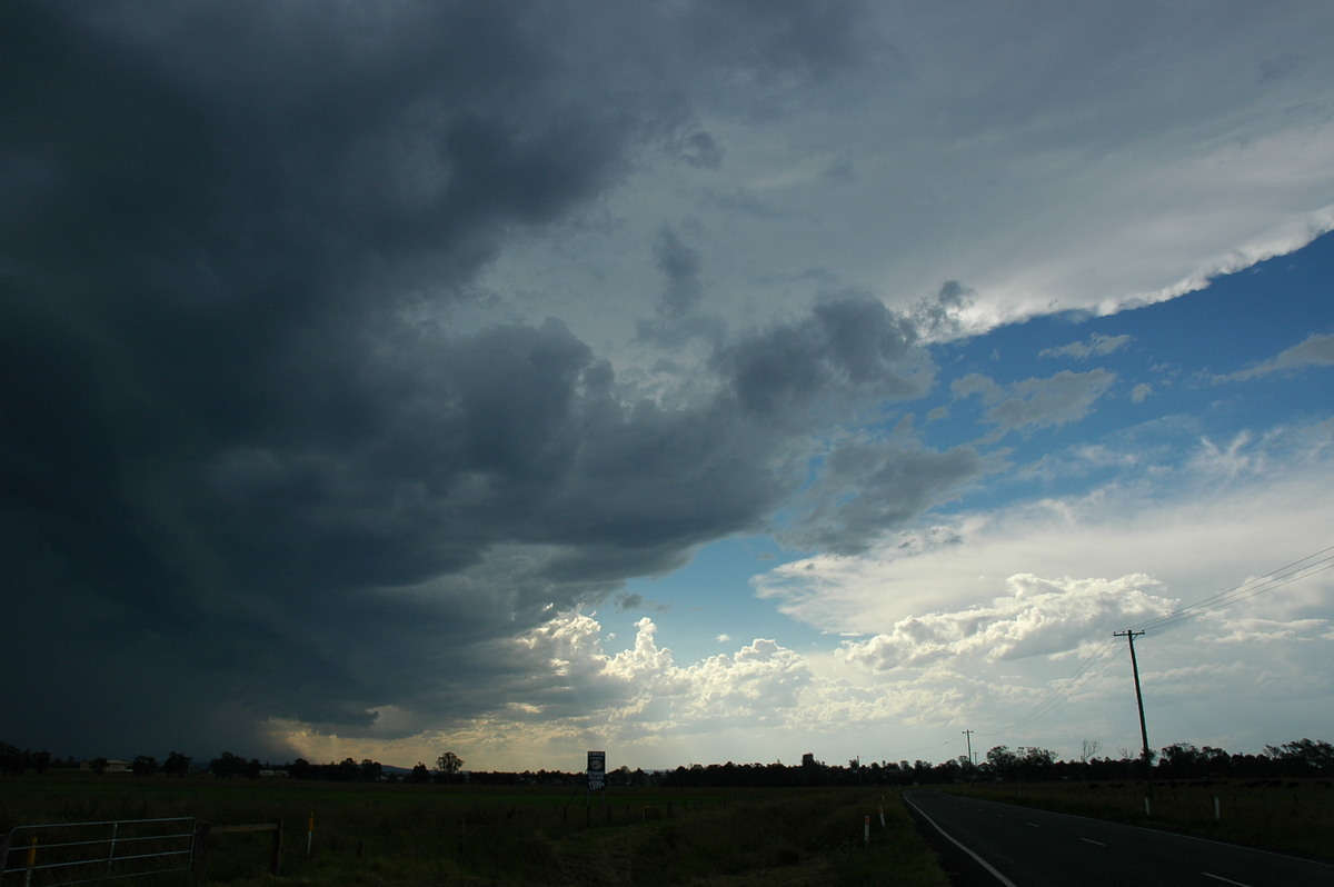 cumulonimbus thunderstorm_base : near Casino, NSW   13 December 2005