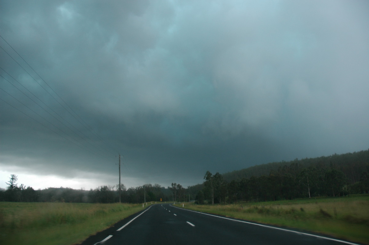 cumulonimbus supercell_thunderstorm : Mummulgum, NSW   6 January 2006