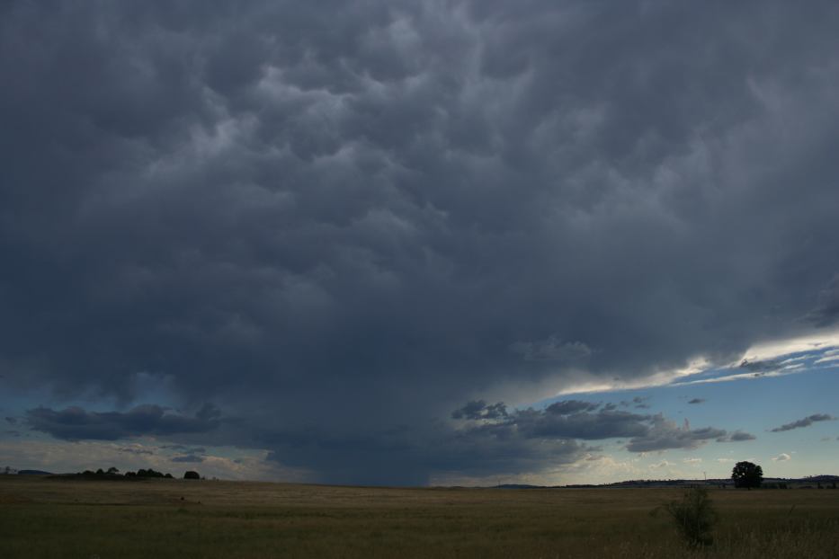 anvil thunderstorm_anvils : Collector, NSW   21 January 2006