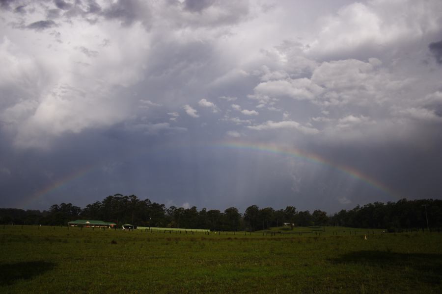 rainbow rainbow_pictures : S of Port Macquarie, NSW   13 November 2006