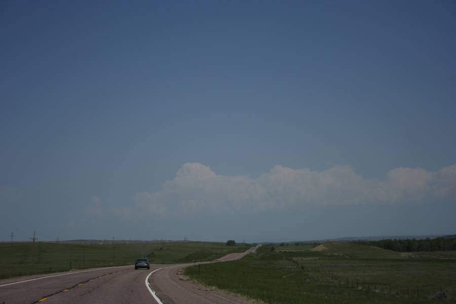 thunderstorm cumulonimbus_calvus : N of Lusk, Wyoming, USA   18 May 2007