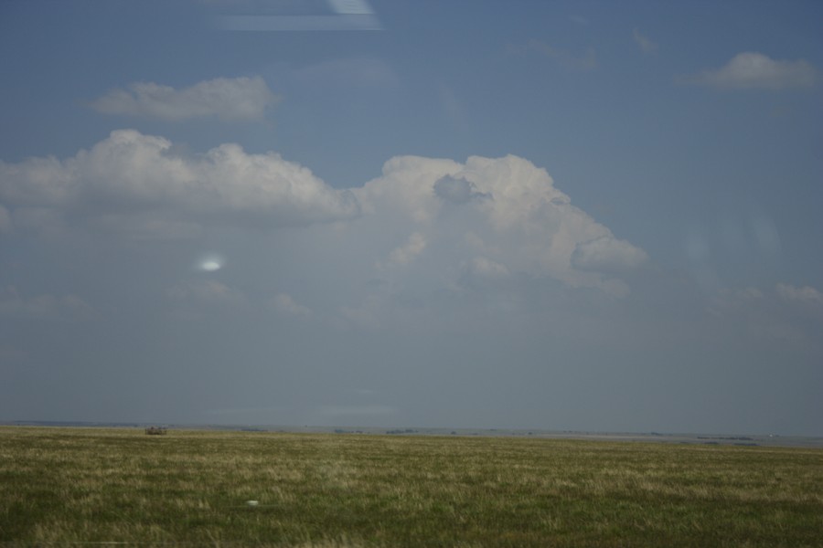 thunderstorm cumulonimbus_calvus : near Turpin, Oklahoma, USA   23 May 2007