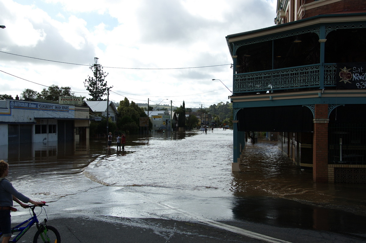 flashflooding flood_pictures : Lismore, NSW   22 May 2009